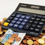 ways to save money on a tight budget 2021